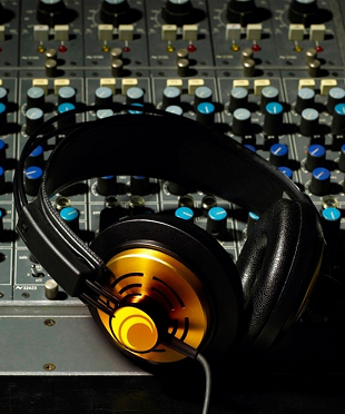 MUSIC – ELECTRONIC PRESENTS REVELATION SOUND SYSTEM